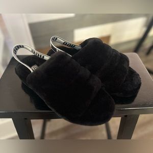 UGG Black Fluff Yeah Slides